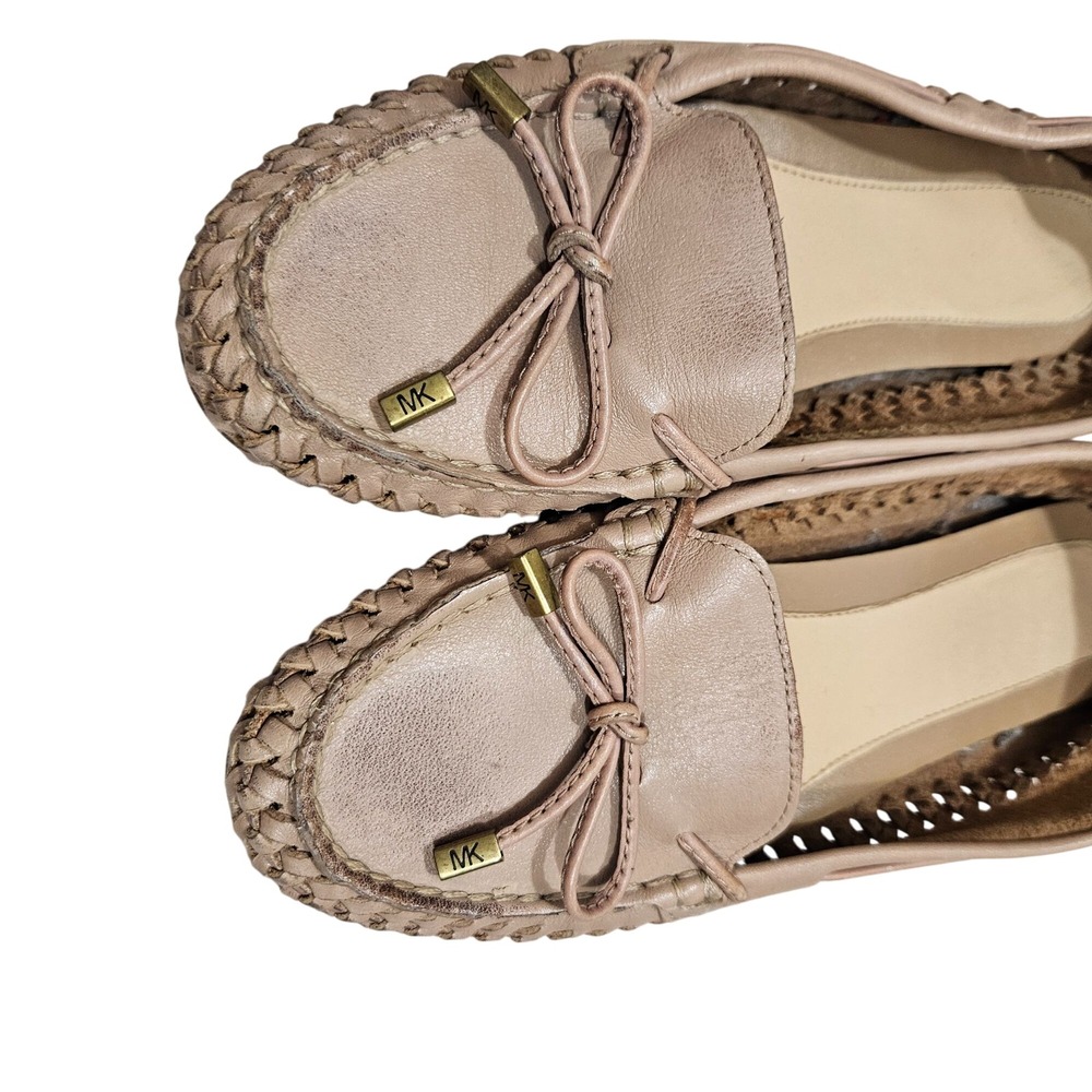 Michael Kors Womens Leather Moccasins Size 6M Tan With Bow Gold Accents Slip On - Picture 7 of 11